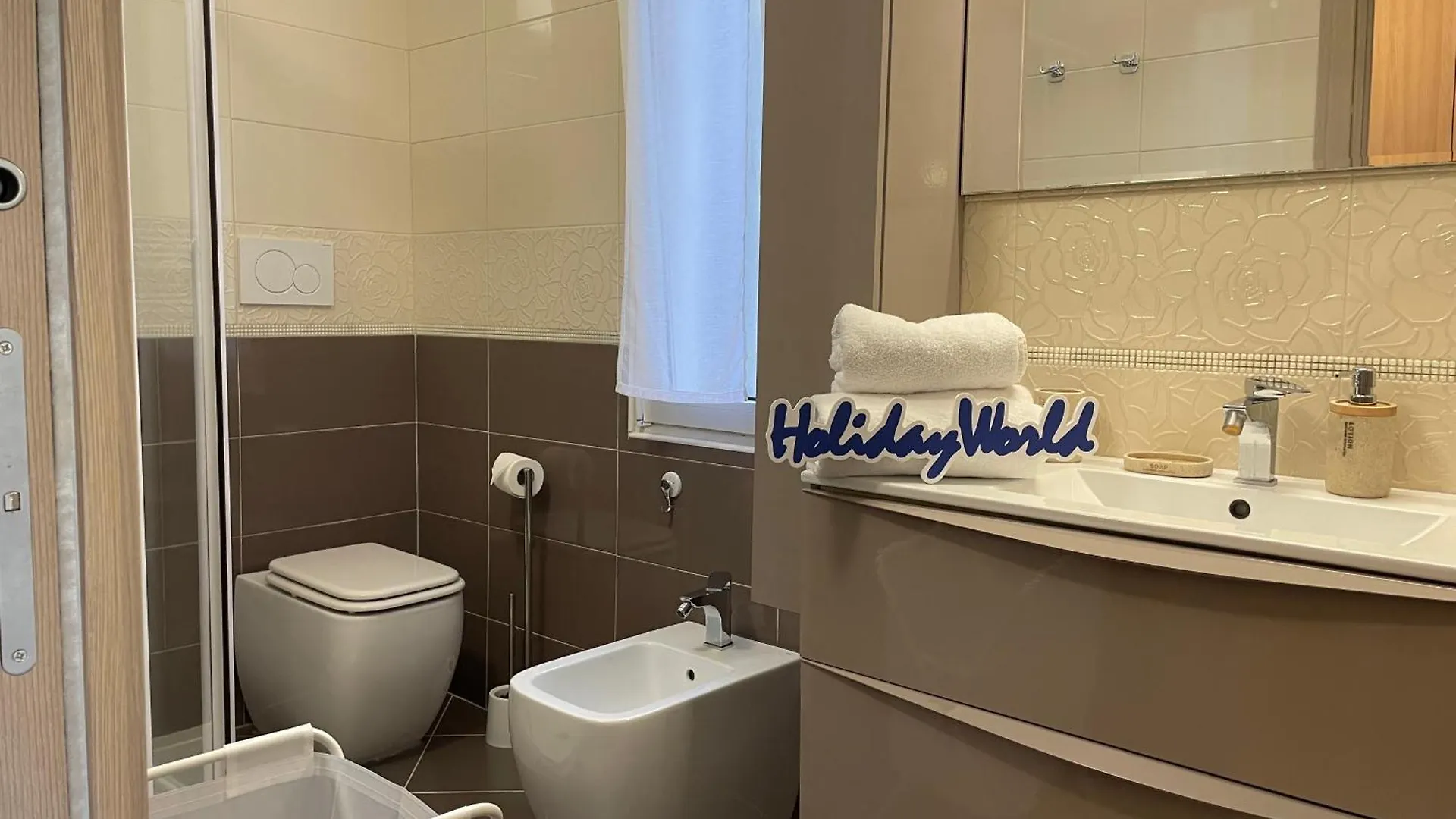 Il Paradiso Di Via Dante By Holiday World Sanremo Italy