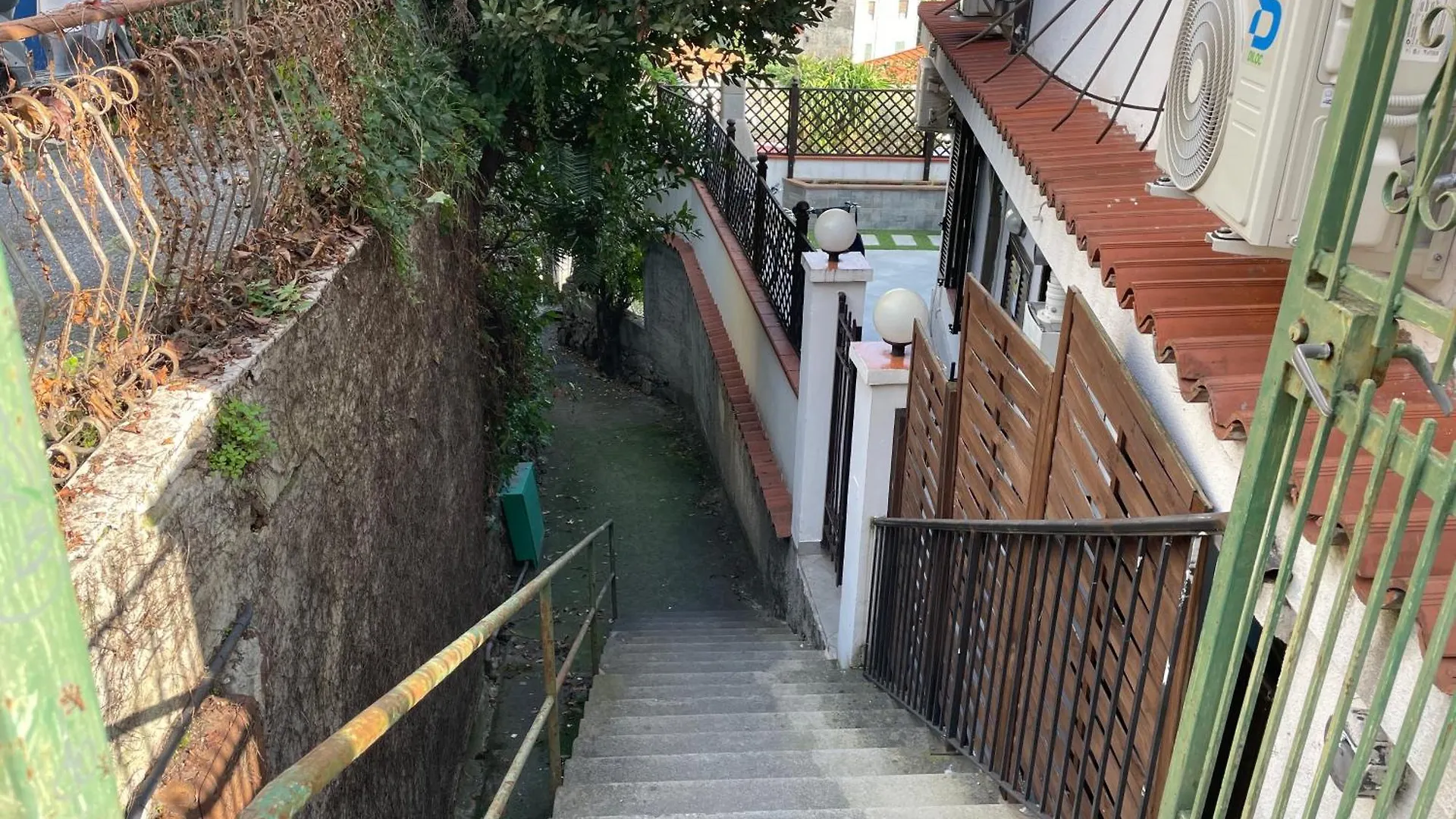 Apartment Il Paradiso Di Via Dante By Holiday World Sanremo Italy
